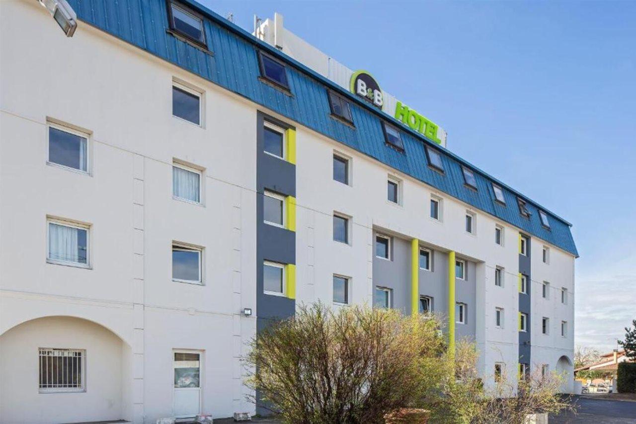 B&B Hotel Lyon Grand Stade Meyzieu Εξωτερικό φωτογραφία