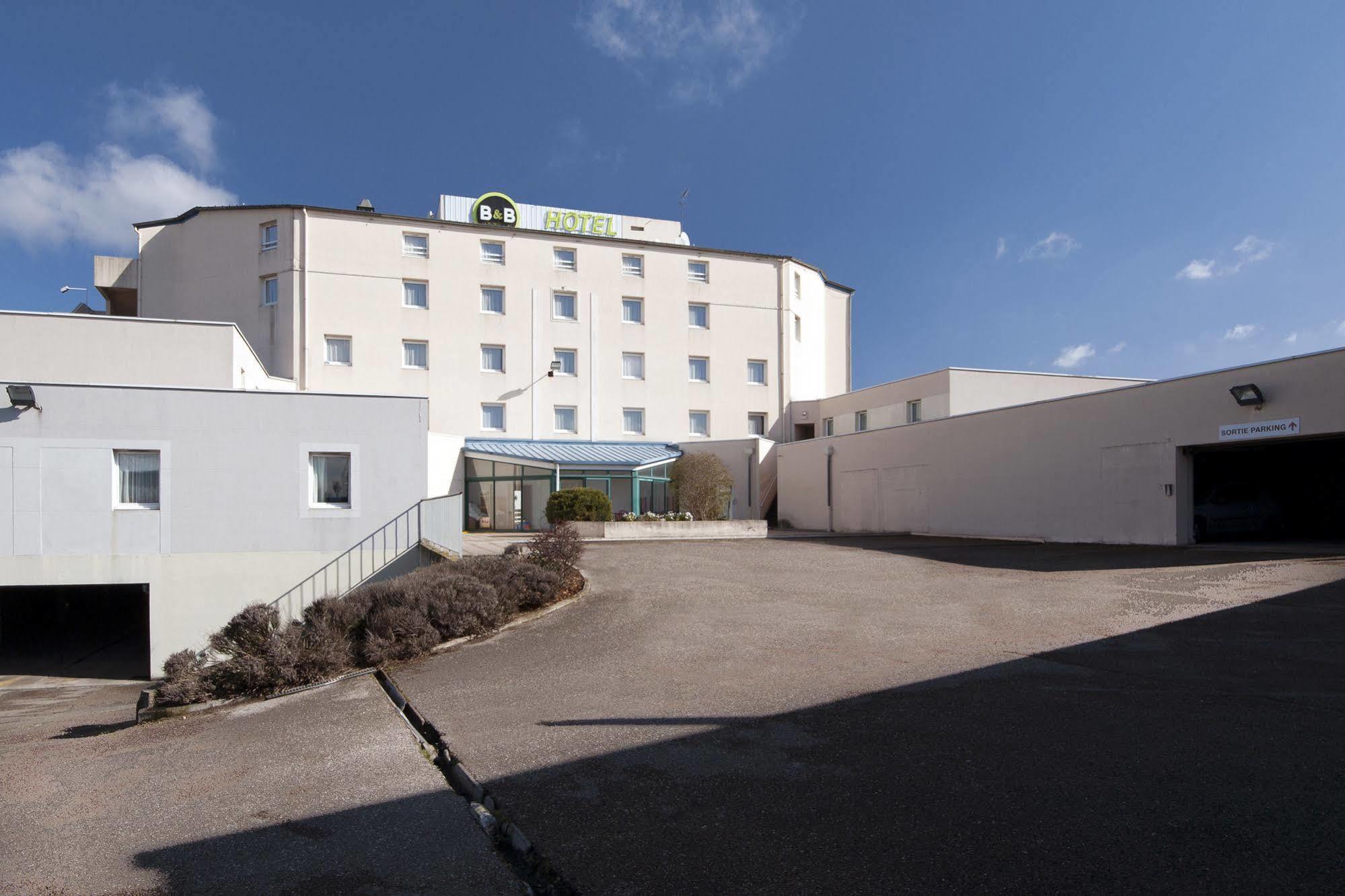 B&B Hotel Lyon Grand Stade Meyzieu Εξωτερικό φωτογραφία