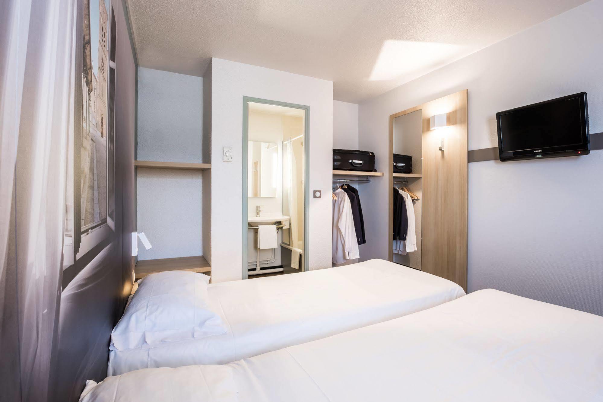 B&B Hotel Lyon Grand Stade Meyzieu Εξωτερικό φωτογραφία