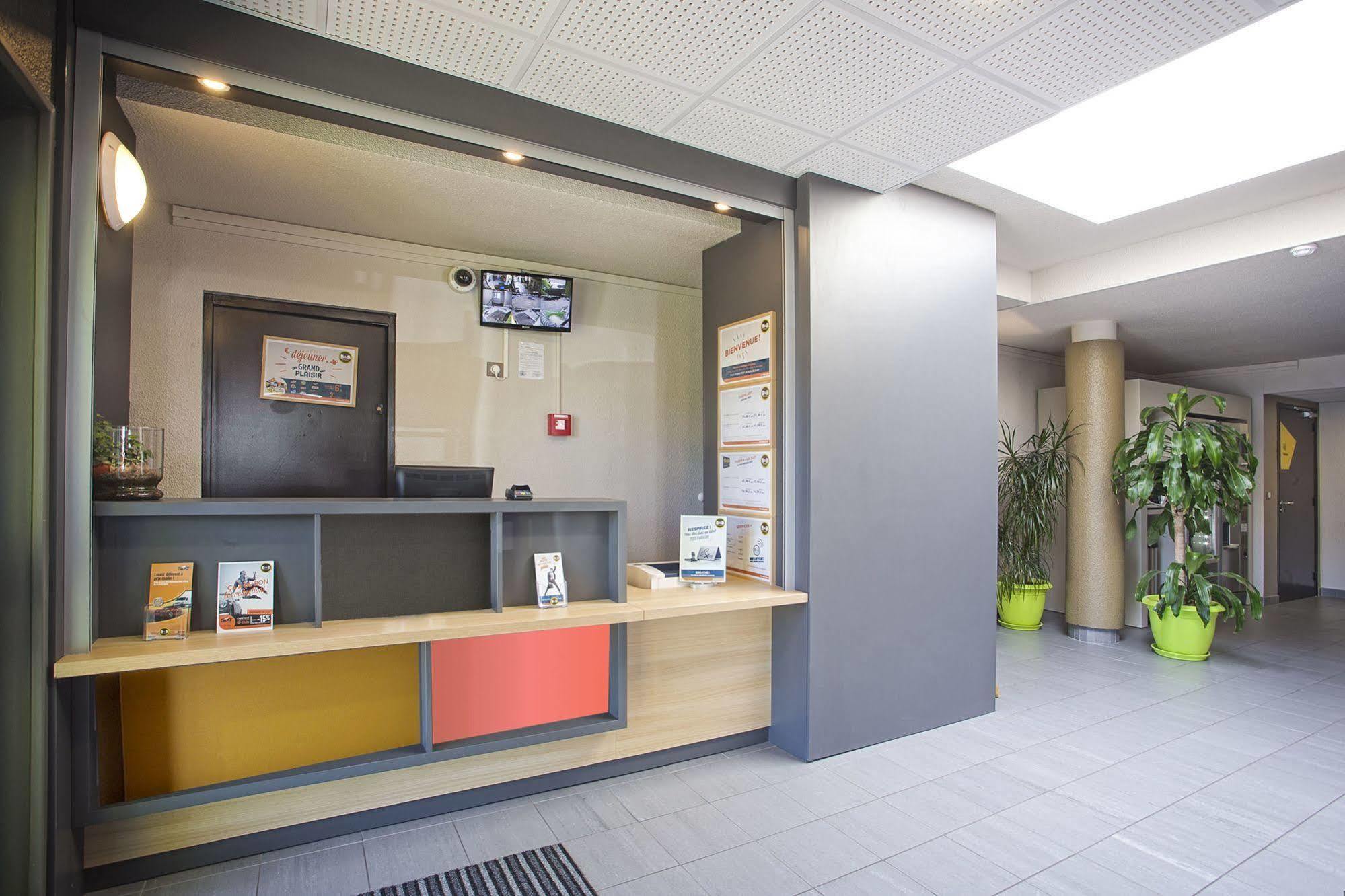 B&B Hotel Lyon Grand Stade Meyzieu Εξωτερικό φωτογραφία