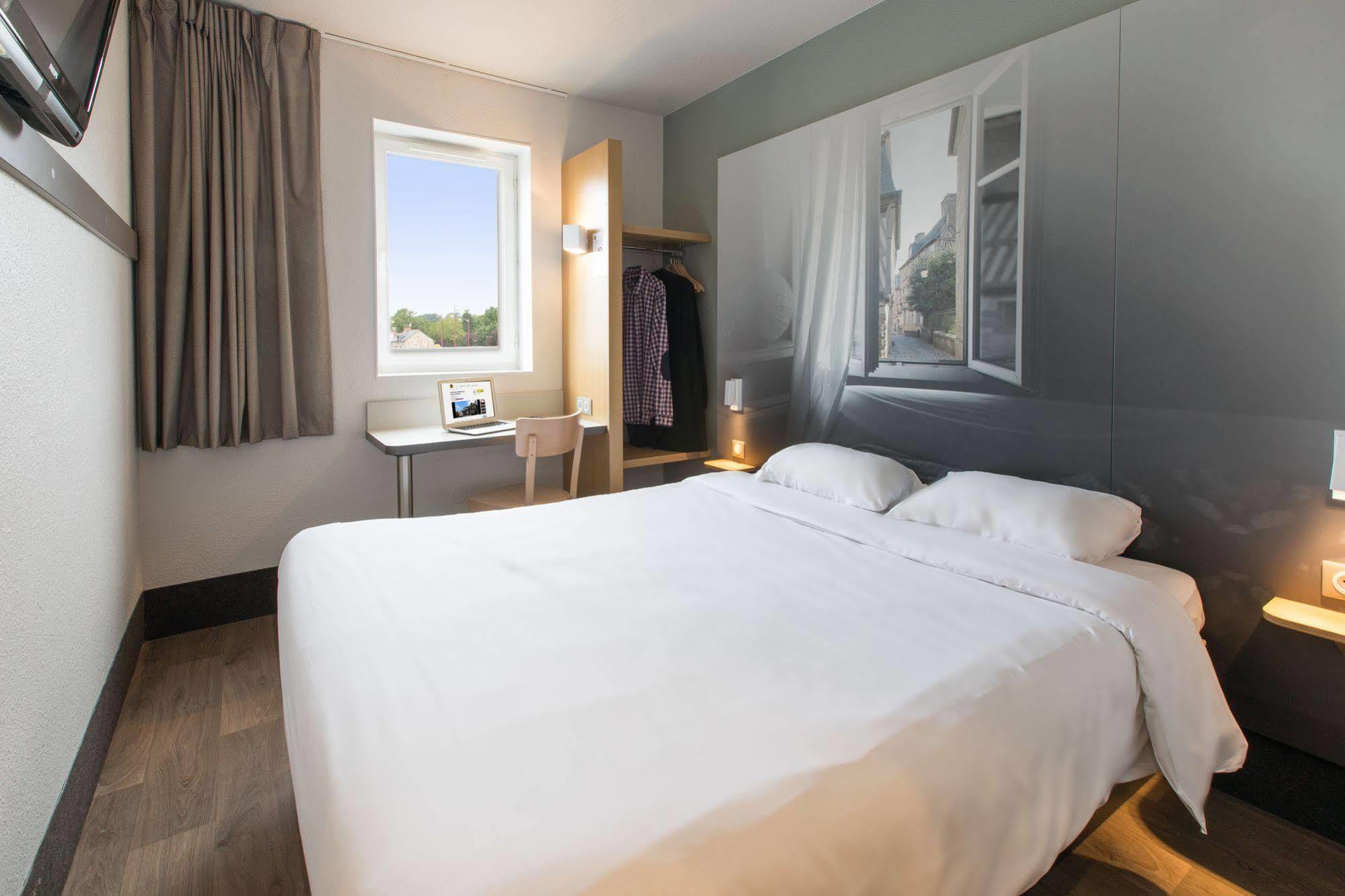 B&B Hotel Lyon Grand Stade Meyzieu Εξωτερικό φωτογραφία